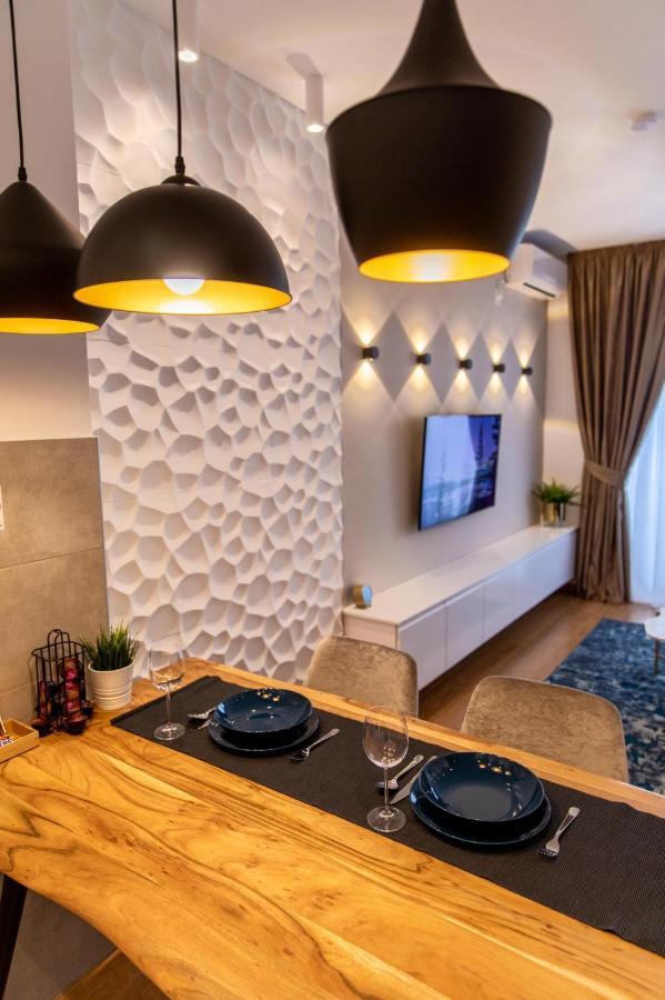 Dali Apartments Pupin Palace Νόβι Σαντ Εξωτερικό φωτογραφία